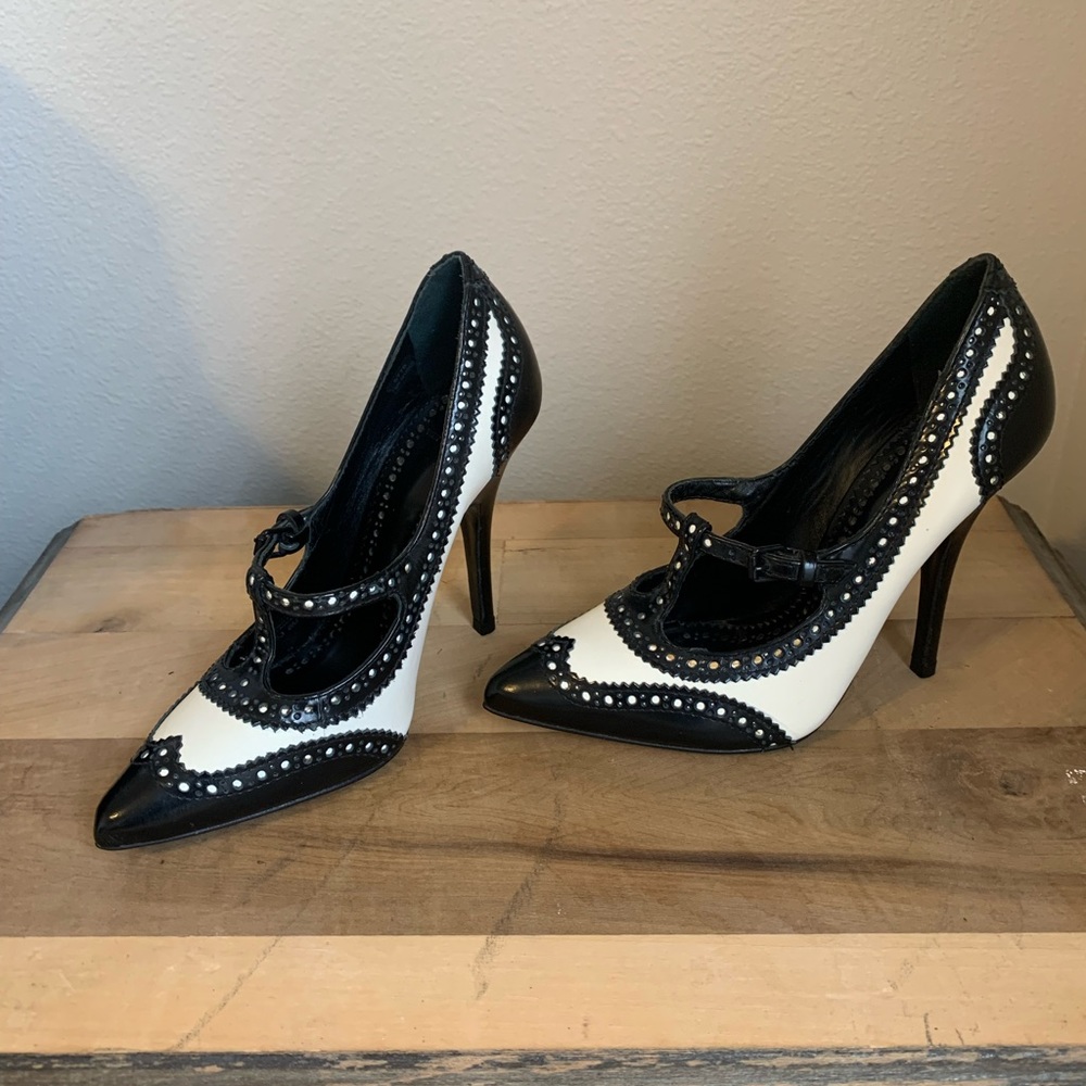 Tory Burch vintage style black and white high heels size 8
